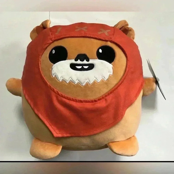 BRAND NEW 10” Star Wars Wicket Cuutopia Plush - Picture 1 of 5